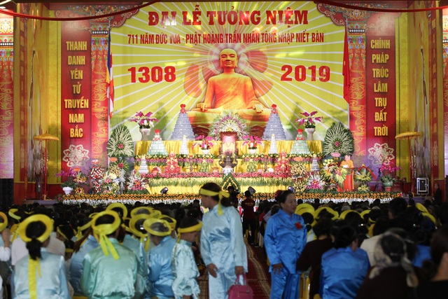 Hơn 5000 Phật tử về Yên Tử dự lễ tưởng niệm Phật hoàng Trần Nhân Tông - 2 Hơn 5000 Phật tử về Yên Tử dự lễ tưởng niệm Phật hoàng Trần Nhân Tông - 2