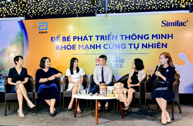 Công Vinh, Thủy Tiên nhận ra lợi ích bất ngờ khi cho con vui chơi cùng tự nhiên - 2 Công Vinh, Thủy Tiên nhận ra lợi ích bất ngờ khi cho con vui chơi cùng tự nhiên - 2