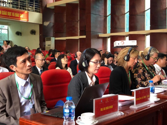 Quản trị trường phổ thông trong đổi mới giáo dục: Thách thức năng lực của hiệu trưởng - 3 Quản trị trường phổ thông trong đổi mới giáo dục: Thách thức năng lực của hiệu trưởng - 3
