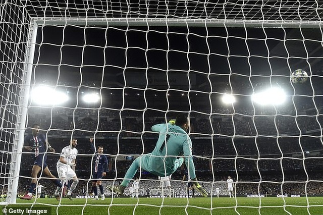 Hòa PSG, Real Madrid giành vé vào vòng 1/8 Champions League - 4