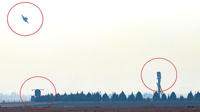 Video Thổ Nhĩ Kỳ dùng F-16 Mỹ làm “bia” thử nghiệm cho S-400 Nga - 1 Video Thổ Nhĩ Kỳ dùng F-16 Mỹ làm “bia” thử nghiệm cho S-400 Nga - 1