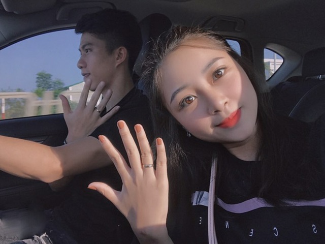 Tuyển thủ Văn Đức và bạn gái hot girl tiết lộ kế hoạch tổ chức đám cưới - 3 Tuyển thủ Văn Đức và bạn gái hot girl tiết lộ kế hoạch tổ chức đám cưới - 3