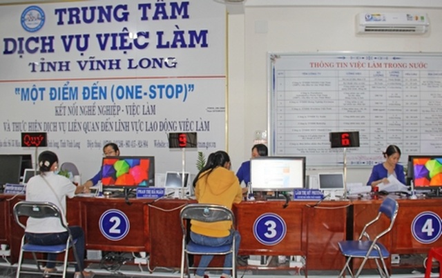Hơn 40.000 lao động nộp hồ sơ hưởng trợ cấp thất nghiệp - 1 Hơn 40.000 lao động nộp hồ sơ hưởng trợ cấp thất nghiệp - 1