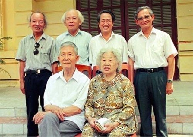 Giáo sư sử học Hà Văn Tấn qua đời ở tuổi 82 - 2 Giáo sư sử học Hà Văn Tấn qua đời ở tuổi 82 - 2