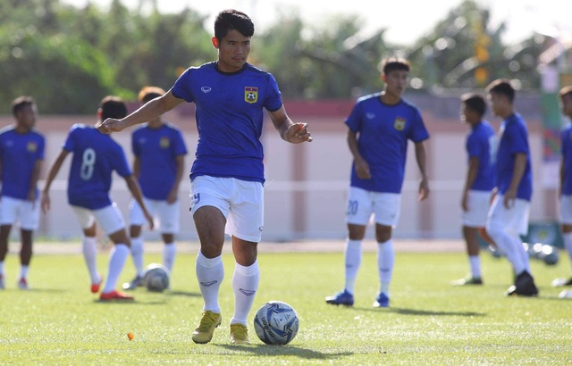 U22 Việt Nam 6-1 U22 Lào: Cú hattrick của Tiến Linh - 28