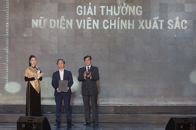 “Song Lang” đoạt Bông sen Vàng, Trấn Thành giành giải Diễn viên xuất sắc - 5 “Song Lang” đoạt Bông sen Vàng, Trấn Thành giành giải Diễn viên xuất sắc - 5