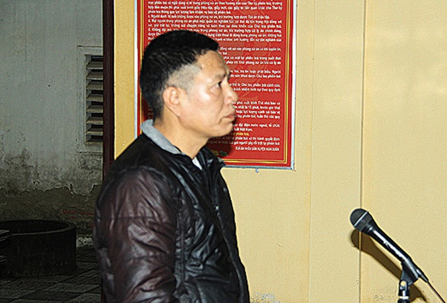 Người đàn ông đốt rác gây vụ cháy rừng Hồng Lĩnh bị phạt 7 năm tù - 1 Người đàn ông đốt rác gây vụ cháy rừng Hồng Lĩnh bị phạt 7 năm tù - 1
