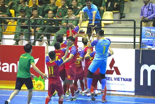 Đánh bại Đà Nẵng, Sanatech Khánh Hoa lên ngôi vô địch giải Futsal HDBank Cúp QG 2019 - 16
