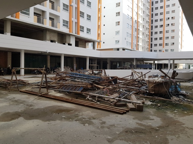 Phó Chủ tịch Khánh Hòa thị sát dự án Hoàng Quân Nha Trang sau nhiều lần cư dân đòi nhà - 1 Phó Chủ tịch Khánh Hòa thị sát dự án Hoàng Quân Nha Trang sau nhiều lần cư dân đòi nhà - 1