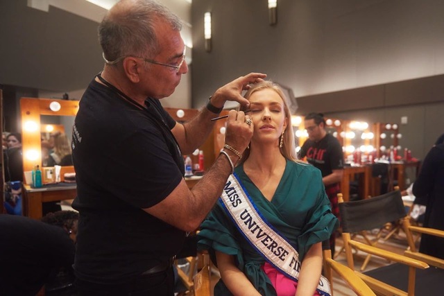 Soi nhan sắc các đối thủ của Hoàng Thuỳ tại cuộc thi Hoa hậu Hoàn vũ 2019 - 32