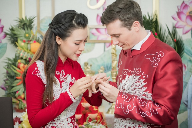 Vợ chồng Hoàng Oanh cấp cứu trước ngày cưới, xúc động trao nhầm nhẫn trong Lễ vu quy - 20 Vợ chồng Hoàng Oanh cấp cứu trước ngày cưới, xúc động trao nhầm nhẫn trong Lễ vu quy - 20
