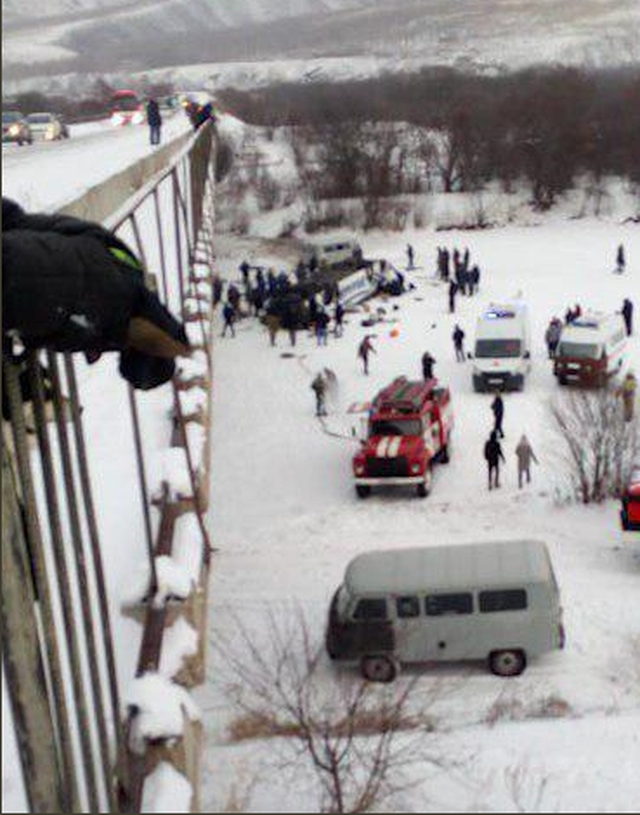 Xe buýt lao xuống sông ở Nga, 19 người chết - Ảnh minh hoạ 3