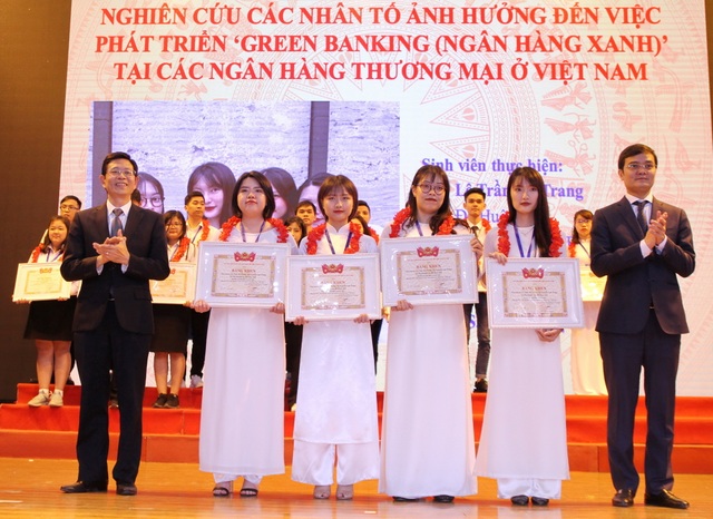 10 đề tài giải nhất “sinh viên nghiên cứu khoa học” năm 2019 - 3