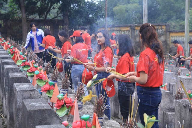 Lễ chào cờ đặc biệt tại cột cờ Lũng Cú mang thông điệp của 150.000 thanh niên - 3 Lễ chào cờ đặc biệt tại cột cờ Lũng Cú mang thông điệp của 150.000 thanh niên - 3