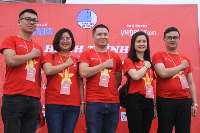 Lễ chào cờ đặc biệt tại cột cờ Lũng Cú mang thông điệp của 150.000 thanh niên - 7 Lễ chào cờ đặc biệt tại cột cờ Lũng Cú mang thông điệp của 150.000 thanh niên - 7