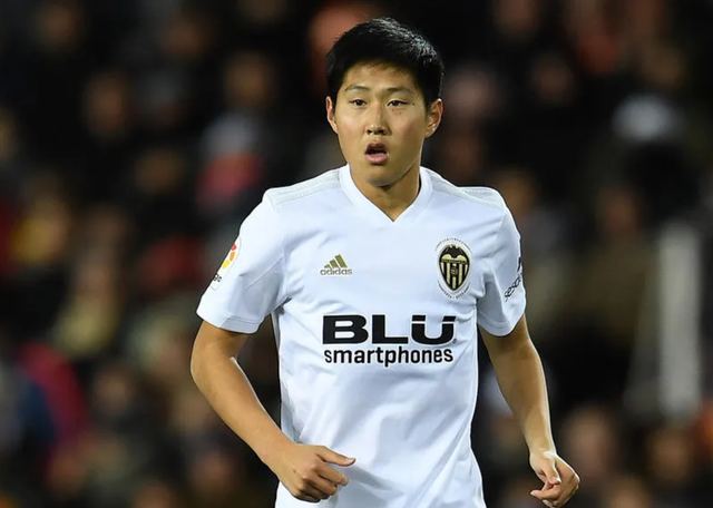 Vượt qua Văn Hậu, Lee Kang-in nhận giải Cầu thủ trẻ xuất sắc nhất AFC 2019