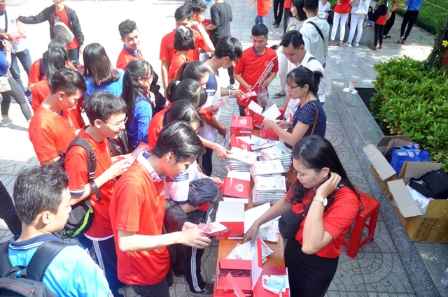 Sinh viên hành động thiết thực phòng, chống HIV/AIDS - 4 Sinh viên hành động thiết thực phòng, chống HIV/AIDS - 4