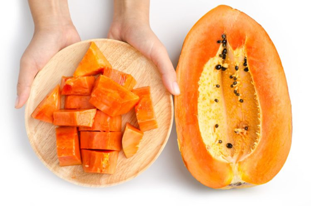 Đu đủ đi máy bay về Việt Nam giá 1,2 triệu đồng/kg có ngon xuất sắc? - 4 Đu đủ đi máy bay về Việt Nam giá 1,2 triệu đồng/kg có ngon xuất sắc? - 4