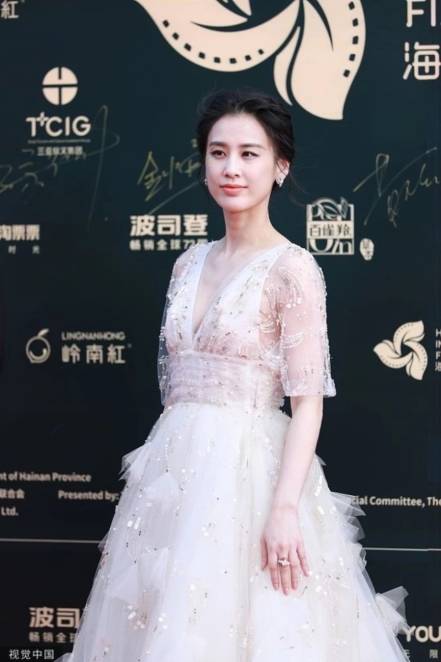 Dương Mịch đọ sắc cùng Trần Kiều Ân, Côn Lăng - 5 Dương Mịch đọ sắc cùng Trần Kiều Ân, Côn Lăng - 5