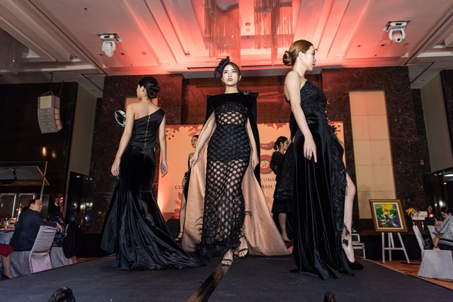 Thùy Dương làm vedette trong show do Minh Tiệp làm đạo diễn - 5 Thùy Dương làm vedette trong show do Minh Tiệp làm đạo diễn - 5