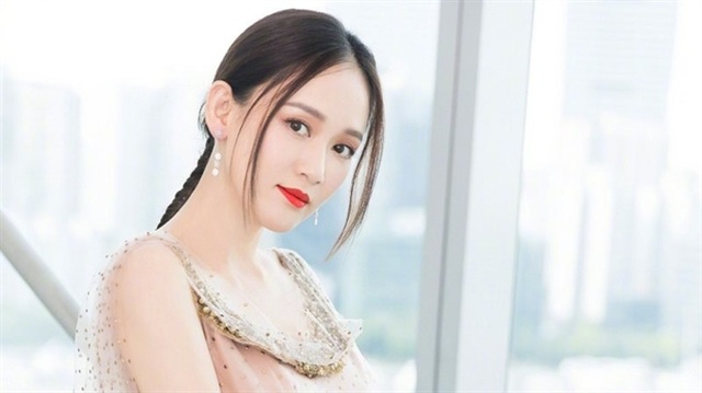 Nhan sắc như thiếu nữ đôi mươi khiến phi công trẻ kém 9 tuổi mê mệt của mỹ nhân Trần Kiều Ân - 19 Nhan sắc như thiếu nữ đôi mươi khiến phi công trẻ kém 9 tuổi mê mệt của mỹ nhân Trần Kiều Ân - 19
