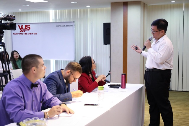 Teen khoe tài hùng biện tại chung kết IELTS Challenge 2019 - 2 Teen khoe tài hùng biện tại chung kết IELTS Challenge 2019 - 2