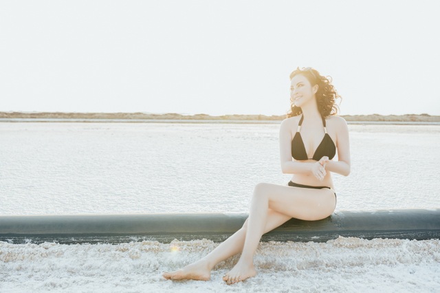 “Người đẹp không tuổi” Thanh Mai diện bikini khoe dáng ở biển Chết - 5 “Người đẹp không tuổi” Thanh Mai diện bikini khoe dáng ở biển Chết - 5