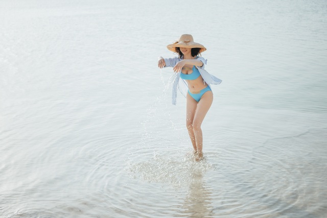 “Người đẹp không tuổi” Thanh Mai diện bikini khoe dáng ở biển Chết - 11 “Người đẹp không tuổi” Thanh Mai diện bikini khoe dáng ở biển Chết - 11