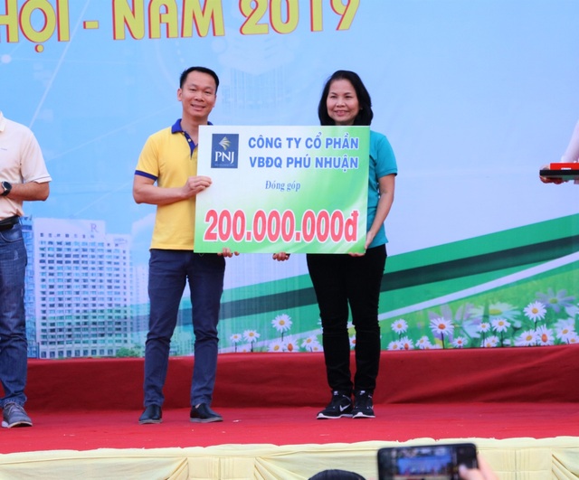 PNJ đi bộ đồng hành vì người nghèo 2019 - 1 PNJ đi bộ đồng hành vì người nghèo 2019 - 1