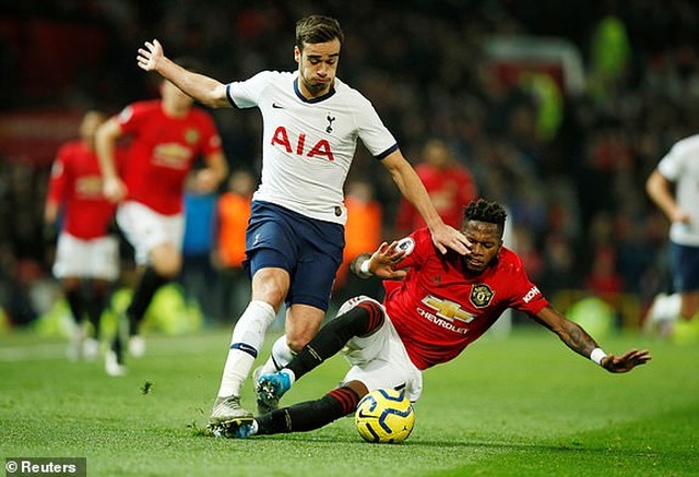 1575493300692-lcgallery-image-soccer-football-premier-l-1575494165205.jpg