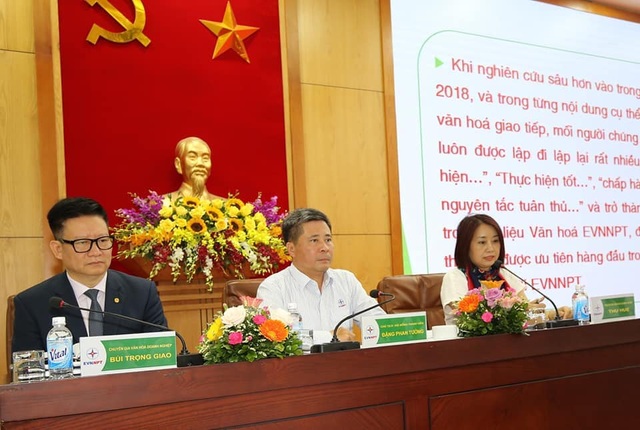 Chủ tịch EVNNPT: “Muốn quản trị doanh nghiệp bằng văn hóa” - 1 Chủ tịch EVNNPT: “Muốn quản trị doanh nghiệp bằng văn hóa” - 1