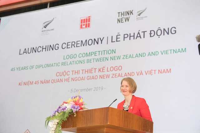 Đại sứ New Zealand chờ đón các tác phẩm sáng tạo của người Việt - 1 Đại sứ New Zealand chờ đón các tác phẩm sáng tạo của người Việt - 1