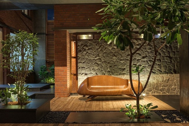 Nhà gạch mộc nguyên khối nhưng bên trong thiết kế đẹp ngỡ ngàng - 3 Nhà gạch mộc nguyên khối nhưng bên trong thiết kế đẹp ngỡ ngàng - 3