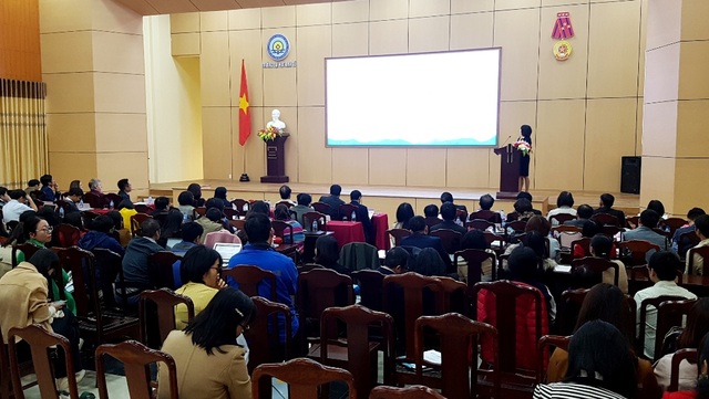 Các giảng viên, nhà khoa học trẻ bàn về kinh tế, kinh doanh năm 2019 - 1