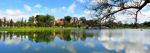 Những hồ nước cực đẹp được du khách yêu thích nhất Việt Nam - 3 Những hồ nước cực đẹp được du khách yêu thích nhất Việt Nam - 3