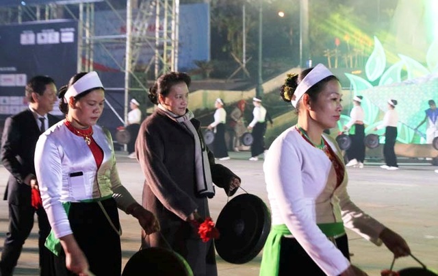 Khai mạc tuần văn hóa du lịch “Hòa Bình – Miền đất sử thi” - 4 Khai mạc tuần văn hóa du lịch “Hòa Bình – Miền đất sử thi” - 4