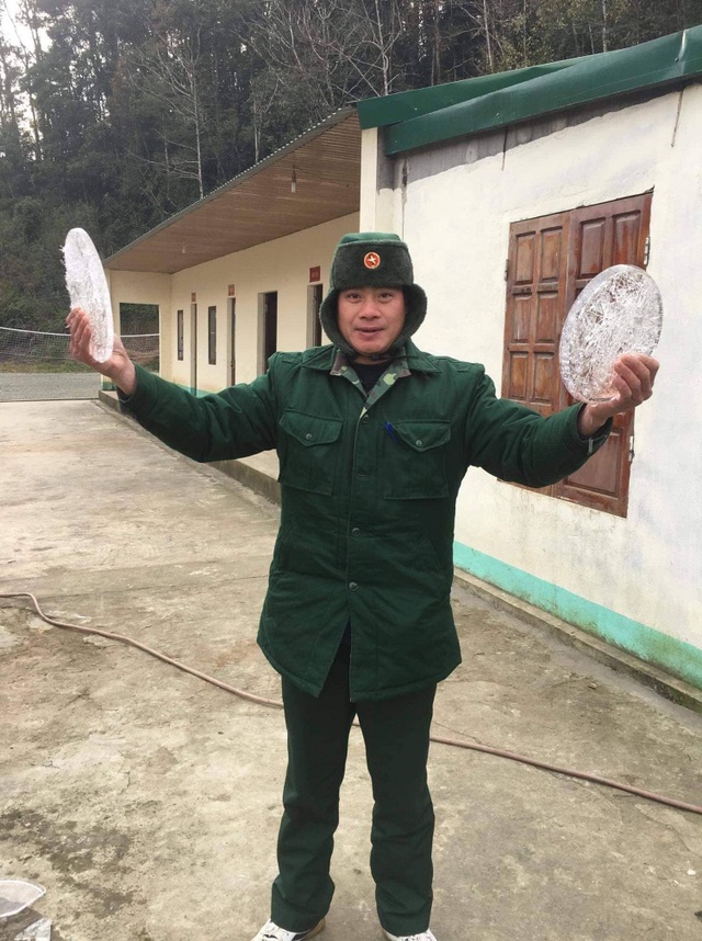 Băng giá xuất hiện tại miền núi Nghệ An - 1 Băng giá xuất hiện tại miền núi Nghệ An - 1