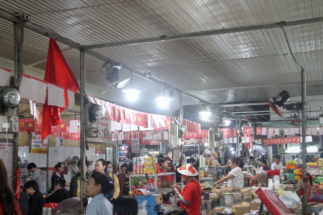 Vỡ òa với 3 bàn thắng của Văn Hậu, Hùng Dũng - 23 Vỡ òa với 3 bàn thắng của Văn Hậu, Hùng Dũng - 23