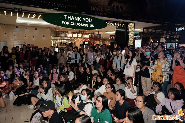 Hàng loạt nhóm nhảy quẩy hết mình tại sự kiện Music Core Vietfans Festival K-Pop 2019 - 2 Hàng loạt nhóm nhảy quẩy hết mình tại sự kiện Music Core Vietfans Festival K-Pop 2019 - 2