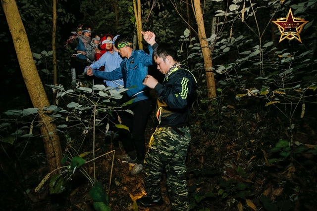 Học viên thăng hoa cảm xúc sau khóa huấn luyện đặc biệt Wake Up Leader Camp - 2 Học viên thăng hoa cảm xúc sau khóa huấn luyện đặc biệt Wake Up Leader Camp - 2