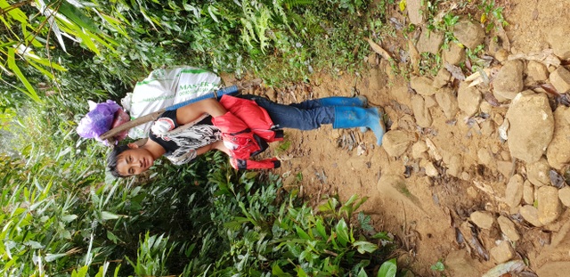 Những người gùi đồ trên các đỉnh ngàn sương Tây Bắc - 5 Những người gùi đồ trên các đỉnh ngàn sương Tây Bắc - 5