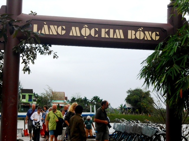 Hội An khôi phục phát triển du lịch làng mộc Kim Bồng - 1