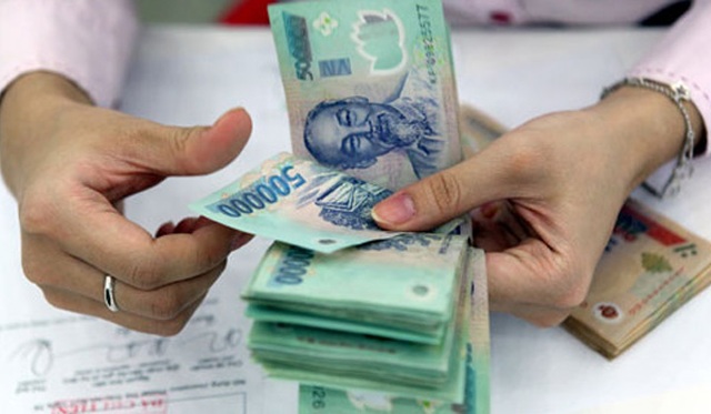 Thưởng Tết có thể bằng dịch vụ hoặc hiện vật - 1 Thưởng Tết có thể bằng dịch vụ hoặc hiện vật - 1