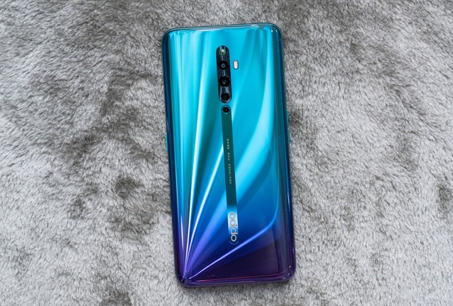 Những mẫu smartphone cận cao cấp đáng chú ý năm 2019 - Ảnh minh hoạ 5