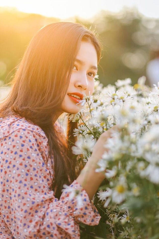 Nữ sinh Hà Tĩnh “đốn tim” dân mạng với giọng hát ngọt lịm tim - 2 Nữ sinh Hà Tĩnh “đốn tim” dân mạng với giọng hát ngọt lịm tim - 2
