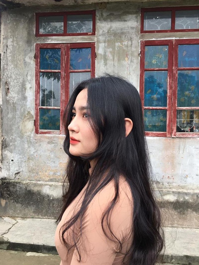 Nữ sinh Hà Tĩnh “đốn tim” dân mạng với giọng hát ngọt lịm tim - 5 Nữ sinh Hà Tĩnh “đốn tim” dân mạng với giọng hát ngọt lịm tim - 5