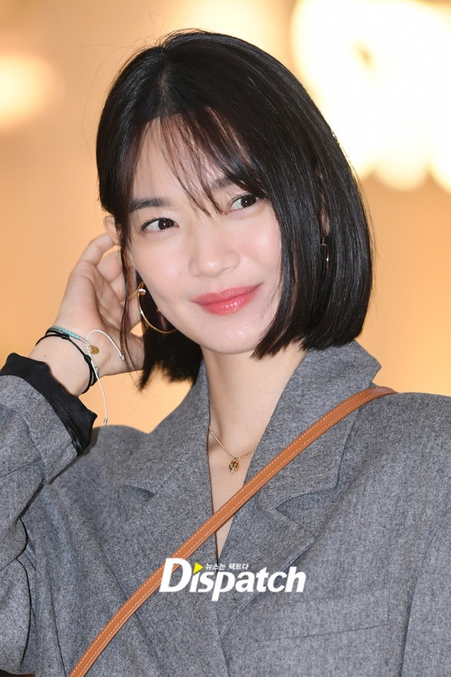 Shin Min Ah: Mỹ nhân “không tuổi” cùng chuyện tình cổ tích với “phi công trẻ” kém 5 tuổi - 11 Shin Min Ah: Mỹ nhân “không tuổi” cùng chuyện tình cổ tích với “phi công trẻ” kém 5 tuổi - 11
