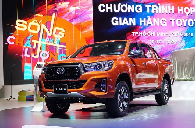 Triệu hồi Toyota Hilux vì rò rỉ nhiên liệu - 1