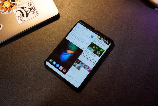 2 tuần trải nghiệm Samsung Galaxy Fold: Thú vị nhưng giá cao - 10