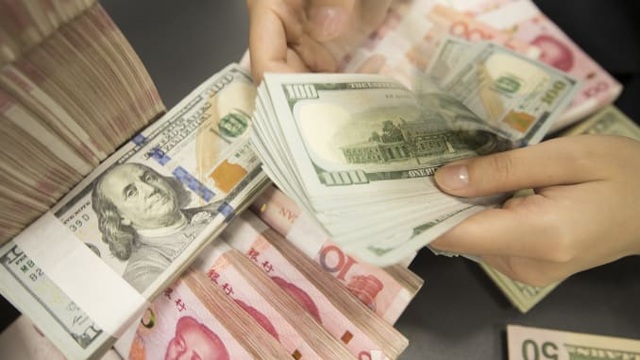 Tiền bốc hơi khỏi Trung Quốc mạnh chưa từng thấy - 1 Tiền bốc hơi khỏi Trung Quốc mạnh chưa từng thấy - 1